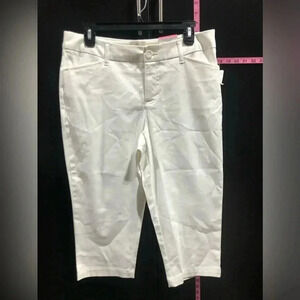 St. John’s Bay Crop secretly slender,classic fit,slash pockets,cotton spandex